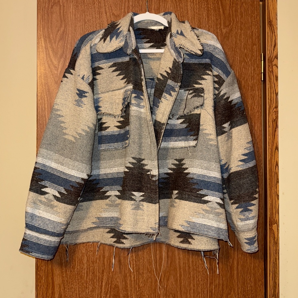 Stylish Women's Patterned Jacket